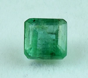 Smeraldo naturale pietra preziosa sfusa, smeraldo dello Zambia, smeraldo sfaccettato 1,20 cts. - Foto 1 di 4