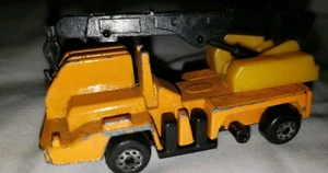 1:64 Diecast Crane Co struction , extension & hook older unbranded Preowned - Picture 1 of 6