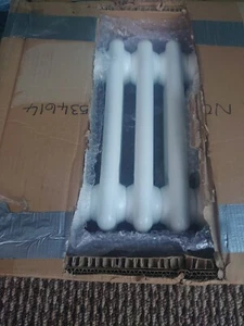 White Column Radiator 605mm W x 300mm H NEW 3 available - Picture 1 of 8