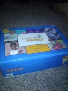 Hooked on Phonics Learn to Read Deluxe Set Levels 1 2 3 4 5 Complete Home School - Picture 1 of 11