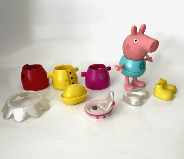 Figura Surpresa - Casa da Peppa Pig Boneco Sortido Jazwares - JP Toys -  Brinquedos e Actions Figures para todas as idades