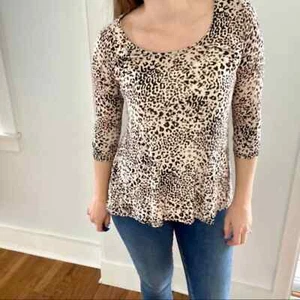 Anthropologie W5 Animal Leopard Print Scoop Neck 3/4 Sleeve Top Cream Size Small - Picture 1 of 6