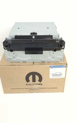 Novo Receptor de Rádio NAV Mopar 8.4 Fabricante de Equipamento Original 2006 Dodge Journey Modelo Russo 68240132ZB - Imagem 1 de 4