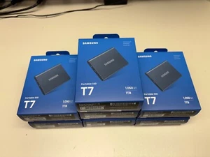 7 NEW SAMSUNG PORTABLE SSD T7 1TB MODEL MU-PC1T0T ALL SEALED MAC / PC / ANDROID - Picture 1 of 7