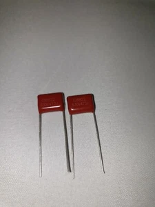 Konvolut Kondensator 2x Metallicfolie CBB22 0.47nf 470uf 630v 22x15mm cbb22 0.47nf  - Bild 1 von 2