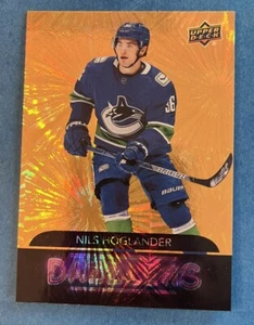2020-21 UPPER DECK #DZ-143 Orange Dazzlers Nils Hoglander Vancouver Canucks NHL - Picture 1 of 2
