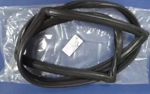 1973-1976 FORD F SERIES PICKUP TRUCK WINDSHIELD RUBBER SEAL GASKET W/FACT TRIM - Foto 1 di 1