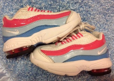 NIKE NIÑO AIR MAX '95 LE niño pequeño talla 5C bonito usado blanco azul rosa envío gratuito Foto 1 de 4