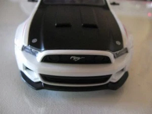 MAISTO 1:24 SCALE 2014 MUSTANG GT DIECAST CAR W/O BOX - Picture 1 of 6