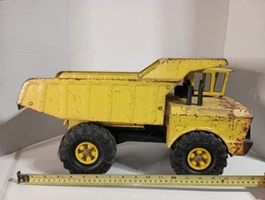 Vintage 1970's Mighty Tonka Yellow Pressed Steel Dump Truck XMB-975 *SEE PICS* - Picture 1 of 23
