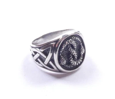 Anillo de serpiente Ouroboros sello hombros celtas plata de ley 925 6,2 g Reino Unido talla M Foto 1 de 4