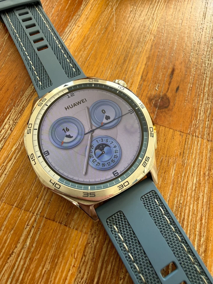 Huawei Watch GT5 46MM Vili-B19W Silber IP68 32MB/4GB 1.43"AMOLED Bluetooth NFC - Bild 1 von 4