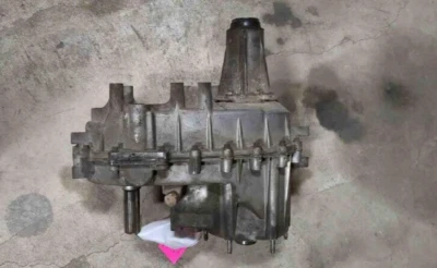 2007-2011 Dodge Dakota conjunto de caixa de transferência NV243, AT fabricante de equipamento original - Imagem 1 de 3