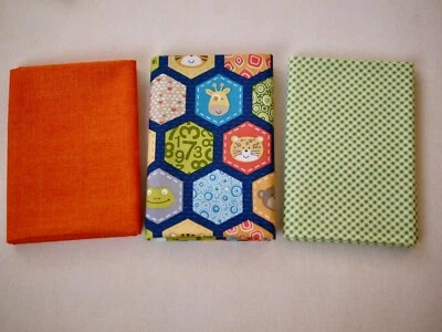 Makower Stoffpaket Patchworkstoff Tierköpfe in Hexagon mit uni und Karo bunt - Bild 1 von 4