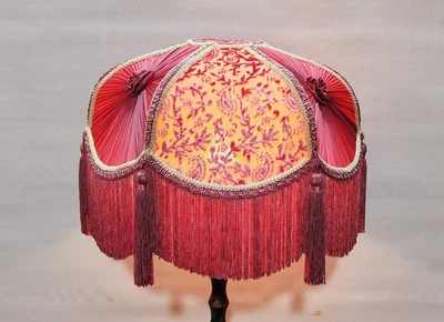 Victorian Scallop Pink Velvet Handmade Lampshade for Table/Floor/pendent Lamps - Image 1 of 4