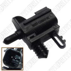 1 x Ambient Air Temperature Temp Sensor Replacement AU5Z12A647B For Ford Lincoln - Picture 1 of 5