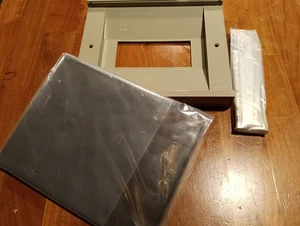 ABB ELETTROCONDUTTURE COPERCHIO CENTRALINO SERIE LIPARI 20X17 - Imagen 1 de 6