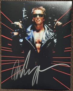 Arnold Schwarzenegger Signed Photo, 8x10 With COA, Terminator - Picture 1 of 3