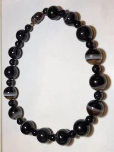 Polished Agate Necklace with a couple 14 karat gold spacers and cloisonne clasp - Picture 1 of 8