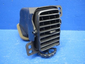2002 TOYOTA 4RUNNER FRONT DASHBOARD, LEFT DRIVER SIDE, AIR VENT, GRILLE OEM B10 - Picture 1 of 6