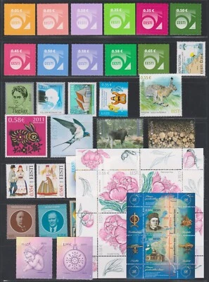 Juego Estonia Año 2011 Completo con Bloque Rosas y Autoadhesivos MNH aXF Z4132 Foto 1 de 4