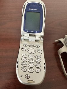 Motorola Nextel i95cl Flip Phone With Case Not Tested For Parts or Repair