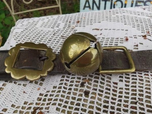 Antique Victorian Brass Rumbler Crotal Bell Victoria No 26 Leather Horse Strap - Picture 1 of 10