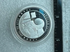 2019 Fiji Münze Apollo 11 Space Silber Dollar The Eagles Landed Medal (H2025H) - Bild 1 von 4