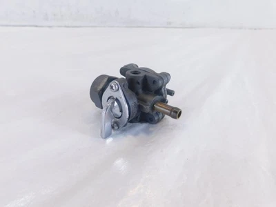 Harley Davidson Sportster 1200 & 883 Gas Fuel Petrol Tank Shut-Off Valve Petcock - Image 1 of 4