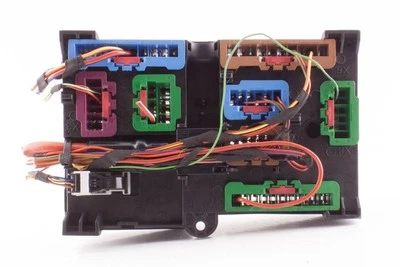 BMW X3 F25 2013 Fuse module 6828075 STK4644 - Image 1 of 2