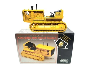 Caterpillar Cat 1935 RD8 Diesel Crawler Tractor - NZG 1:25 Scale Model #399 New - Picture 1 of 3