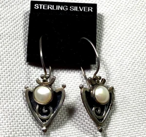 925 Sterling Earrings Silver Signed Dana Freshwater Pearl Shield Pierced - Picture 1 of 3