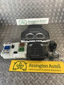 Volvo XC60 2.4L Engine Number 842837 ECU Kit - Picture 1 of 5