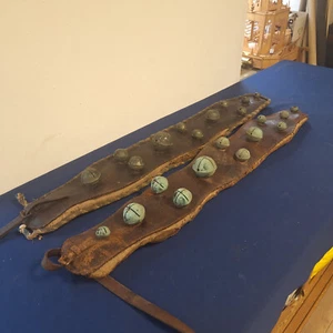 Pärchen alte Pferdegeläute um 1900 mit Metallglocken - Bild 1 von 8