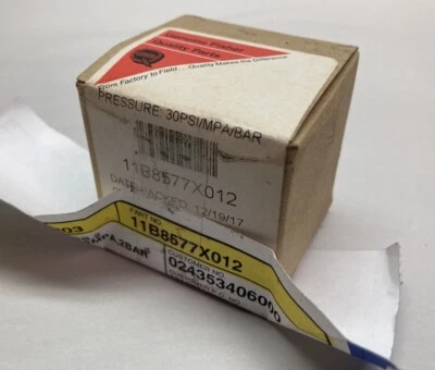 Fisher,11B8577X012,Pressure Gauge 30PSI - Image 1 of 2