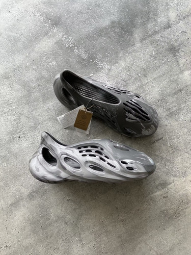 ADIDAS YEEZY FOAM RUNNER MX GRANITO INEDITO TAGLIA US 12