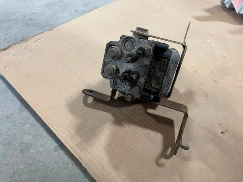 2002-2004 Ford F-350 SD Anti Lock Brake ABS Pump Assembly 4 Wheel ABS DRW OEM Foto 1 de 4