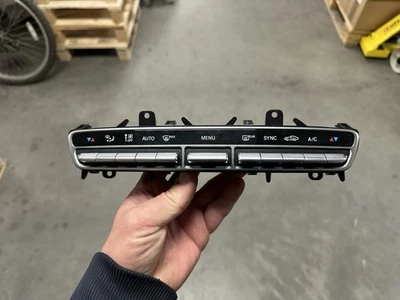 MERCEDES C Class W205 14-21 A/C Air Condition Climate Control Panel A2059054215 - Image 1 of 4
