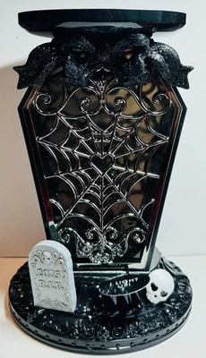 *NEW* HALLOWEEN VAMPIRE COFFIN ~ GLOBE 3 Wick Candle Holder  ~ Bath & Body Works - Image 1 of 3