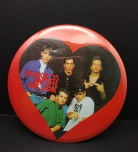 Vintage New Kids On The Block NKOTB Button Pinback großes 6" Gruppenfoto - Bild 1 von 11