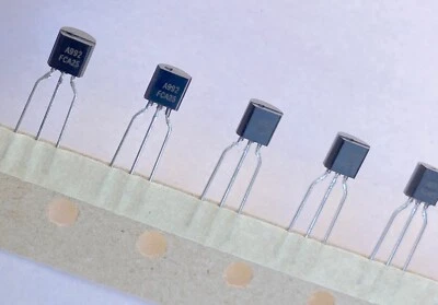 KSA992 - KSA992F PNP Small Signal Transistor - ONSemi - for Hifi / Audio - Image 1 of 4