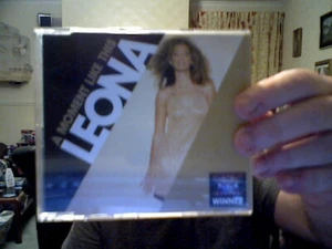 A MOMENT LIKE THIS CD SINGLE LEONA LEWIS POP BIRTHDAY CHRISTMAS SAVE ££££s - Imagen 1 de 1