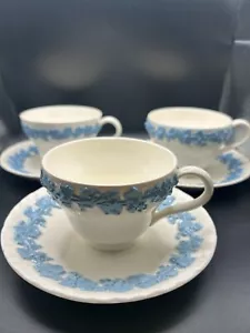 VTG WEDGWOOD Cup&Saucer Set Etruria & Barlaston Embossed QUEENSWARE Blue White - Picture 1 of 9