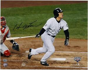Hideki Matsui New York Yankees Signed 16" x 20" 2009 World Series Hitting Photo