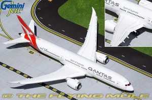 GeminiJets 1:200 787-9 Dreamliner Qantas Airways VH-ZNK Flaps Down - Picture 1 of 1