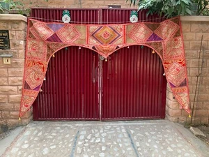 Big embroidery wall hanging toran handmade patchwork gate valance door toppe - Picture 1 of 19