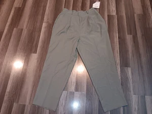Kathie Lee women's size  16 petite (31X27)  sage color dress pants. NWT - Picture 1 of 16