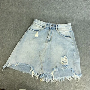 Madison The Label Denim Skirt Womens Size 6 Blue Fade Distressed Denim Mini - Picture 1 of 10