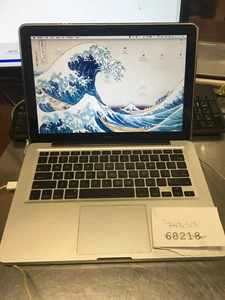 Apple MacBook Pro 13" Mid 2010 2.4GHz Intel Core 2 Duo / 4GB RAM / - Picture 1 of 10