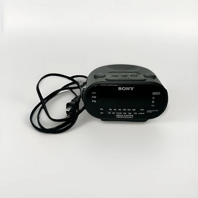 ***Despertador digital Sony radio AM FM (ICF-C318) negro (probado)*** Foto 1 de 4